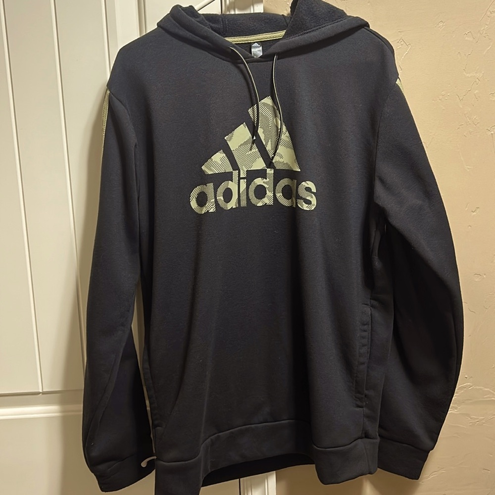 Adidas Sweatshirt Black with Camo logo